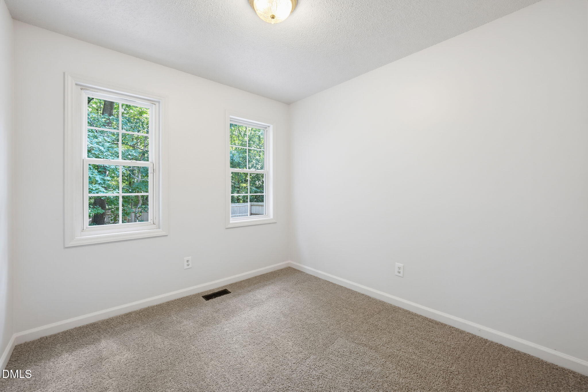 1001 Spawn Place Property Photo 20