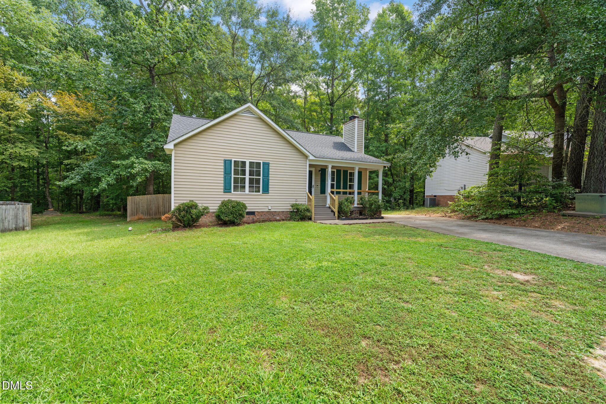 1001 Spawn Place Property Photo 30