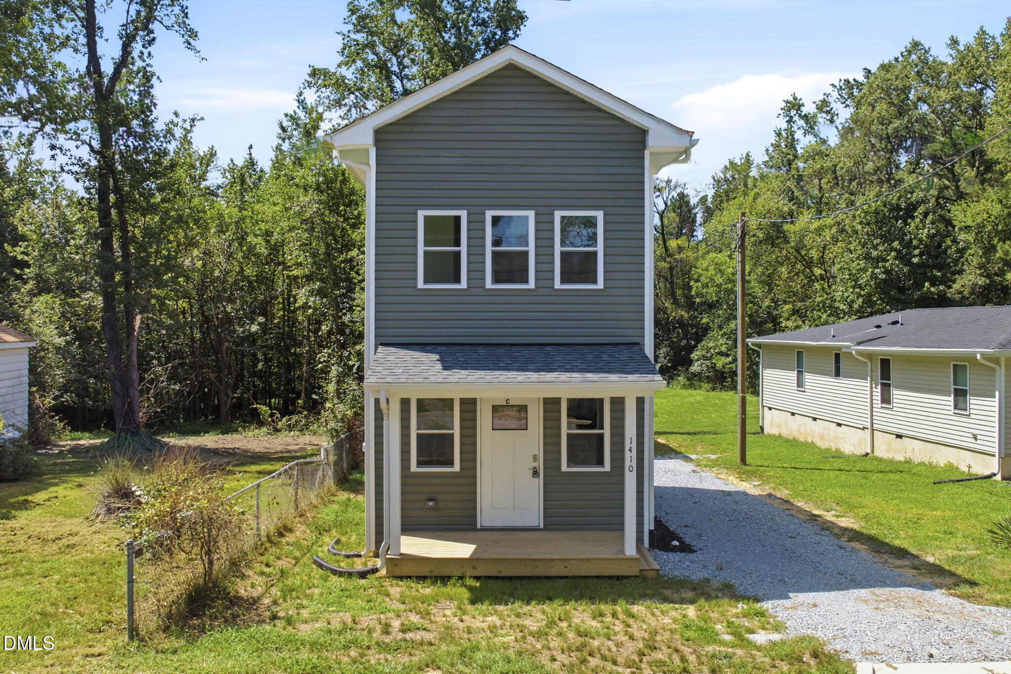 1410 C Maplewood Drive Property Photo 1