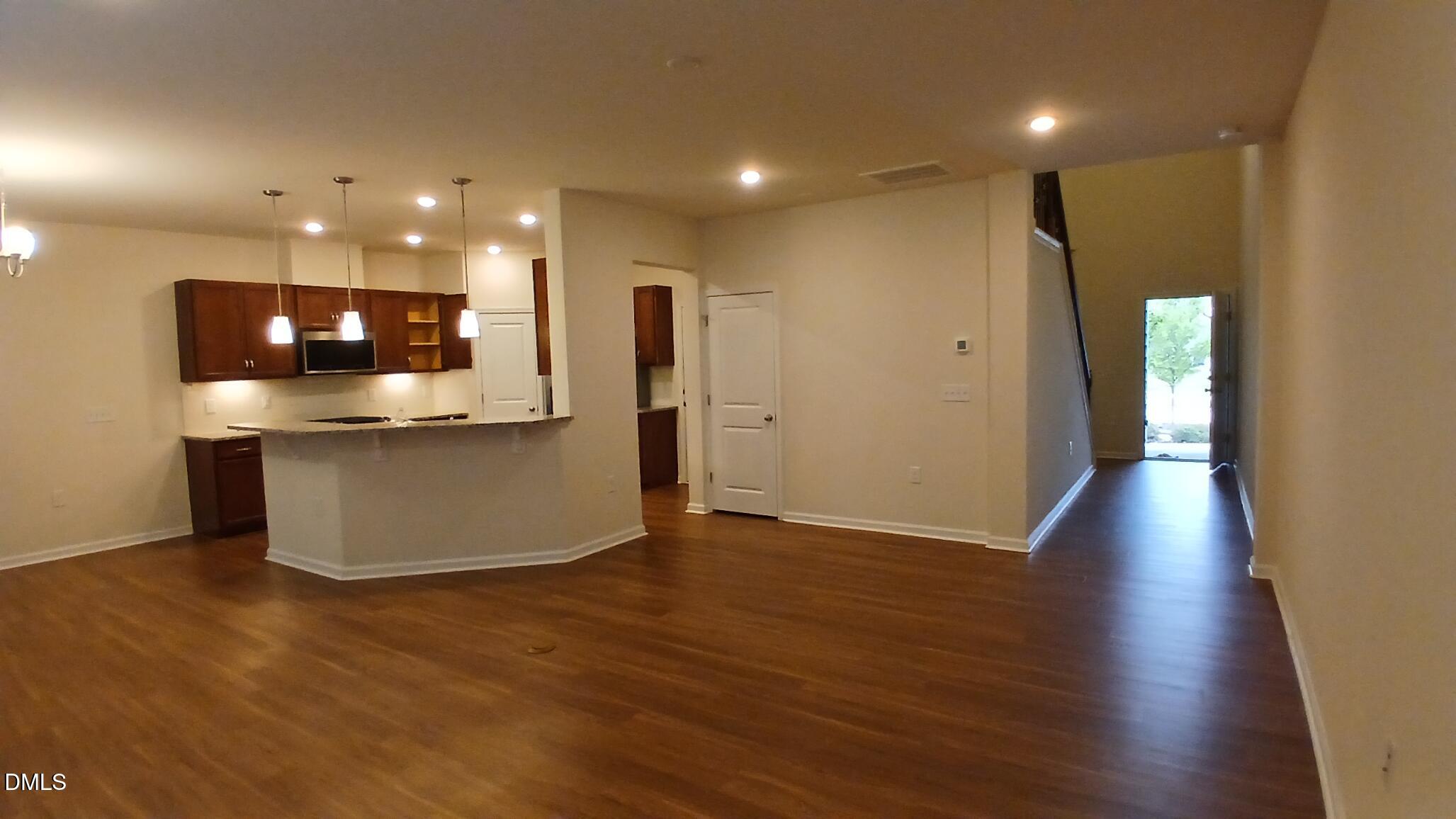 136 Eagleson Street Property Photo 9