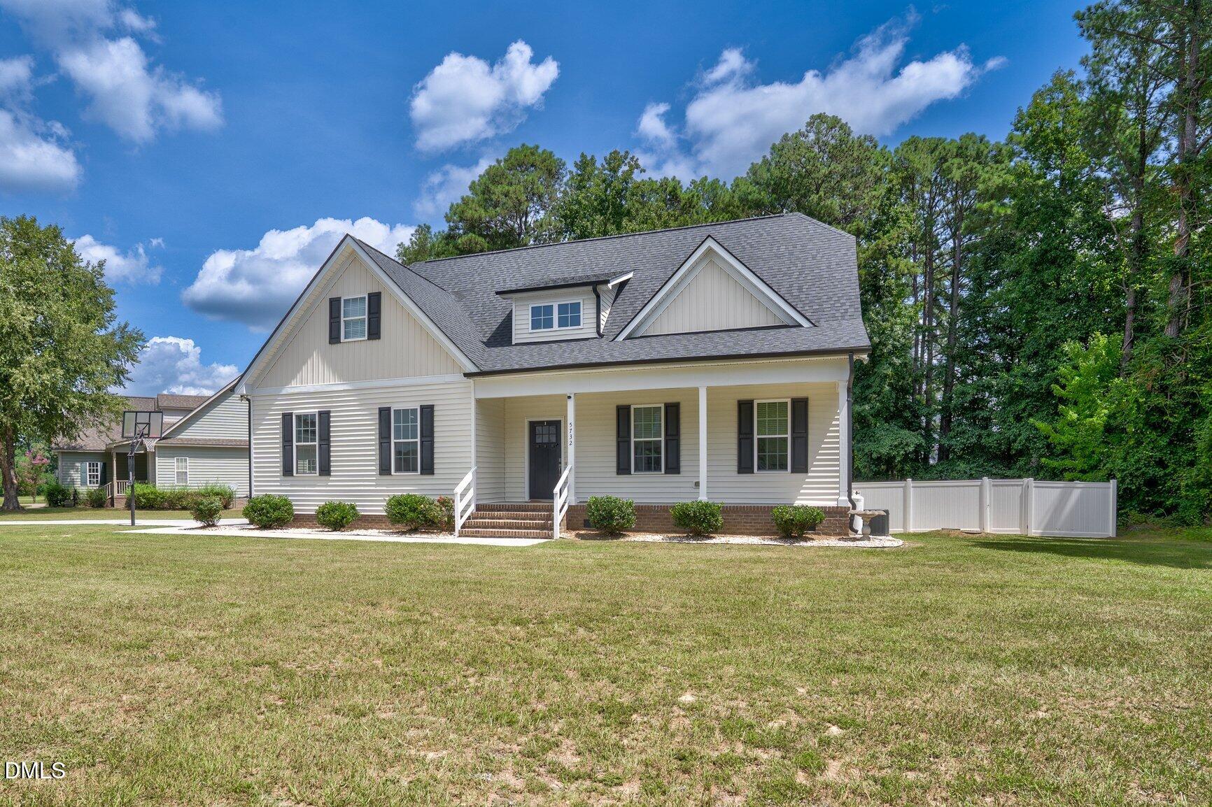 5732 Roseheath Road Property Photo 3