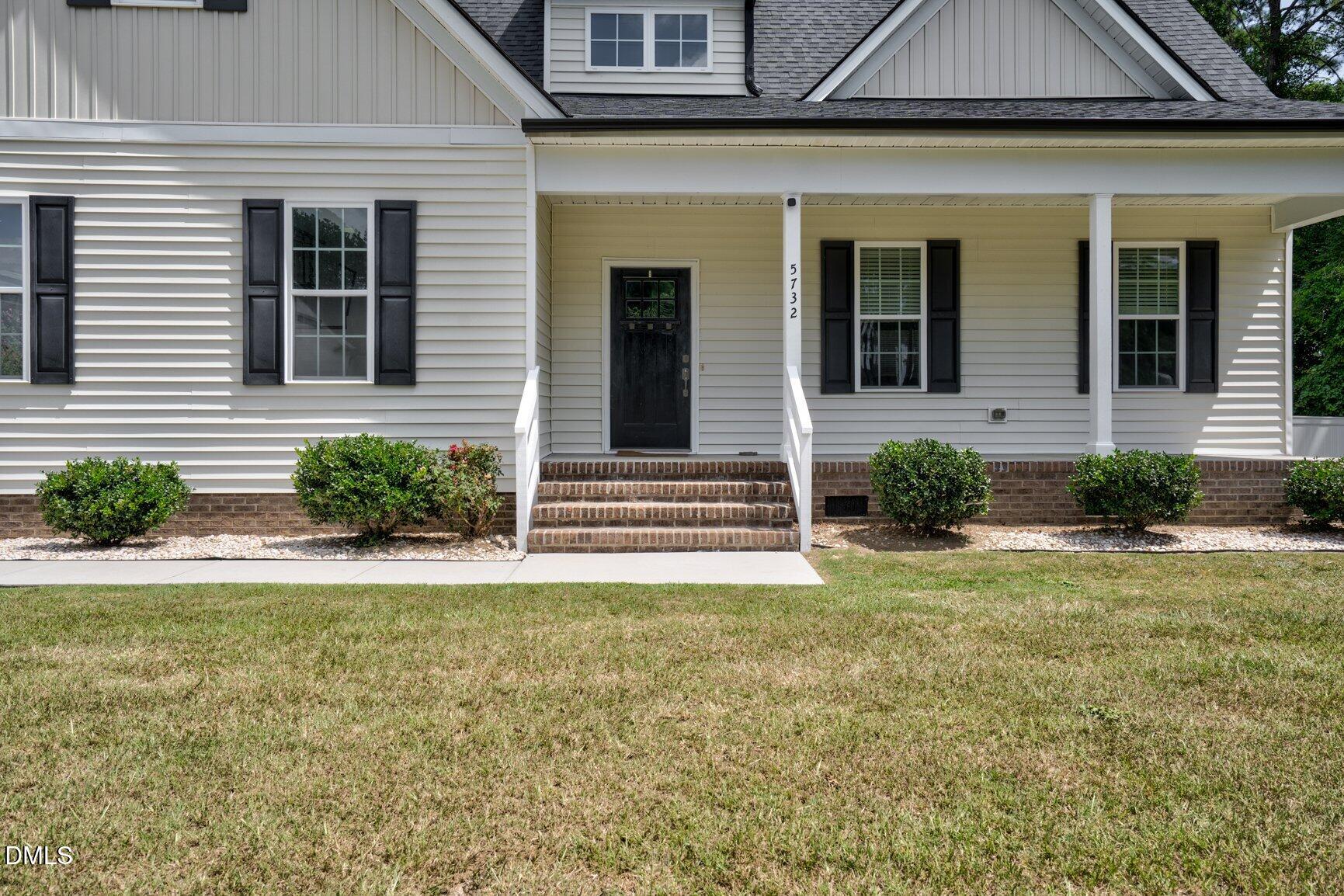 5732 Roseheath Road Property Photo 4