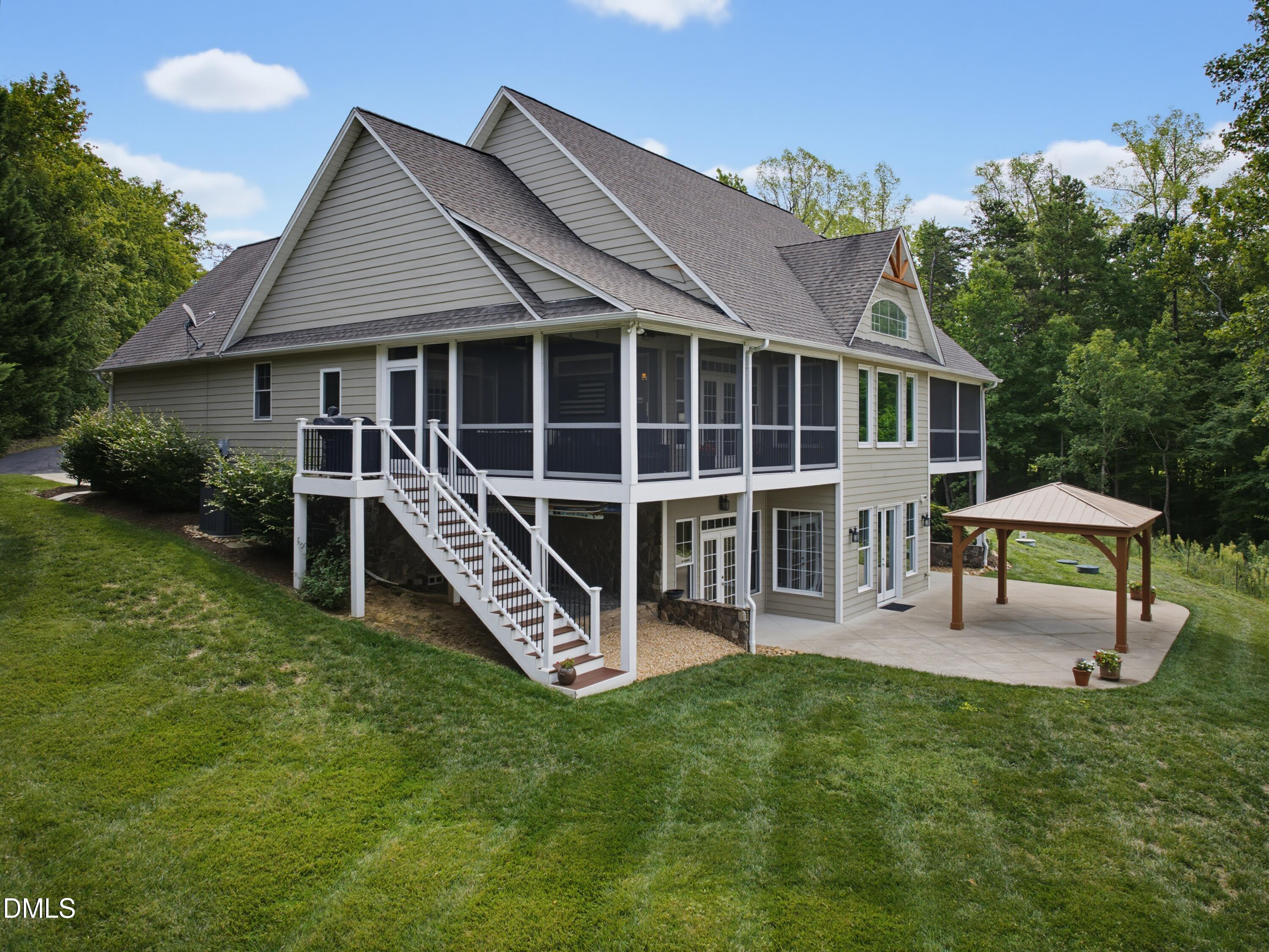 164 Baird Court Property Photo 7