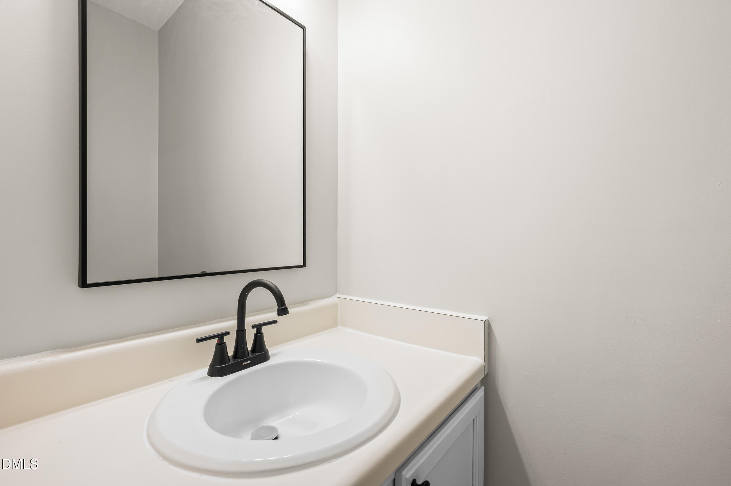 4650 Vendue Range Drive Property Photo 12