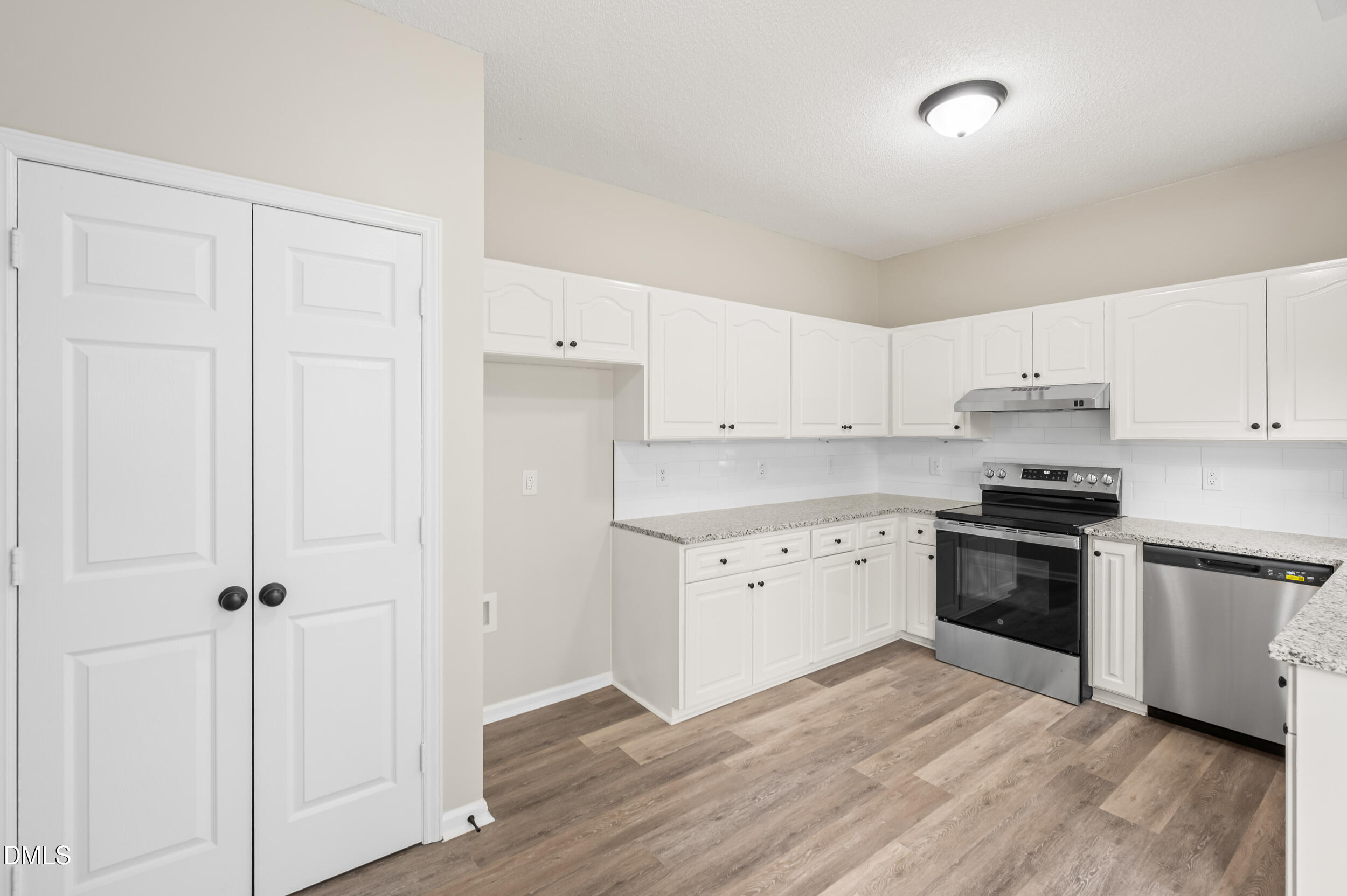 4650 Vendue Range Drive Property Photo 15