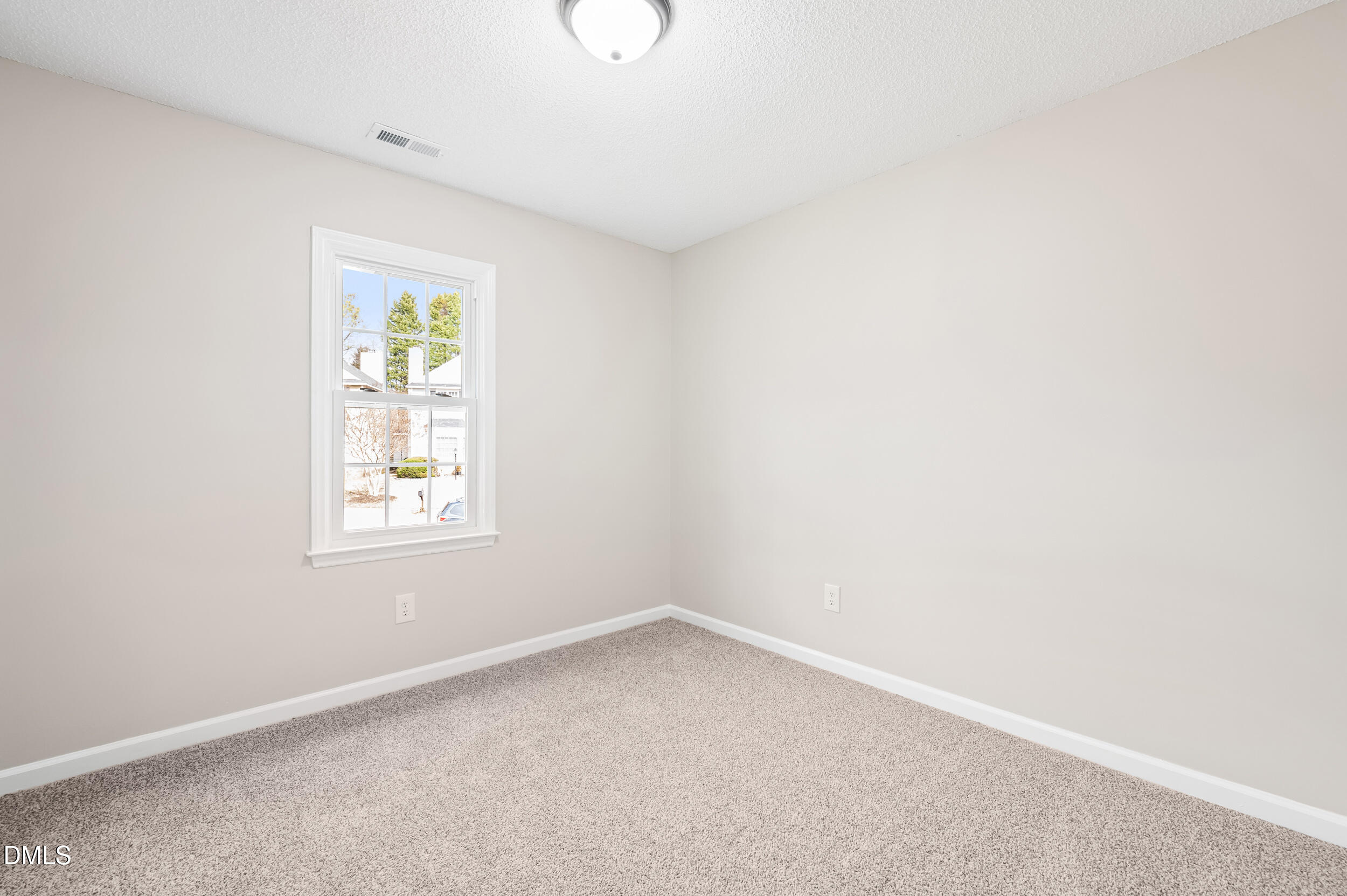 4650 Vendue Range Drive Property Photo 22