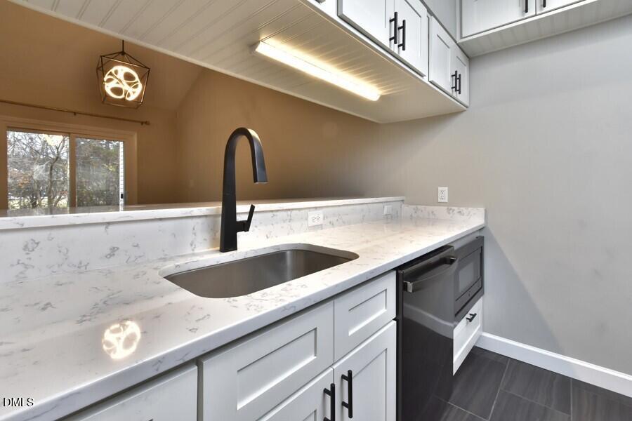 3309 Tarleton E # 05 Property Photo 8