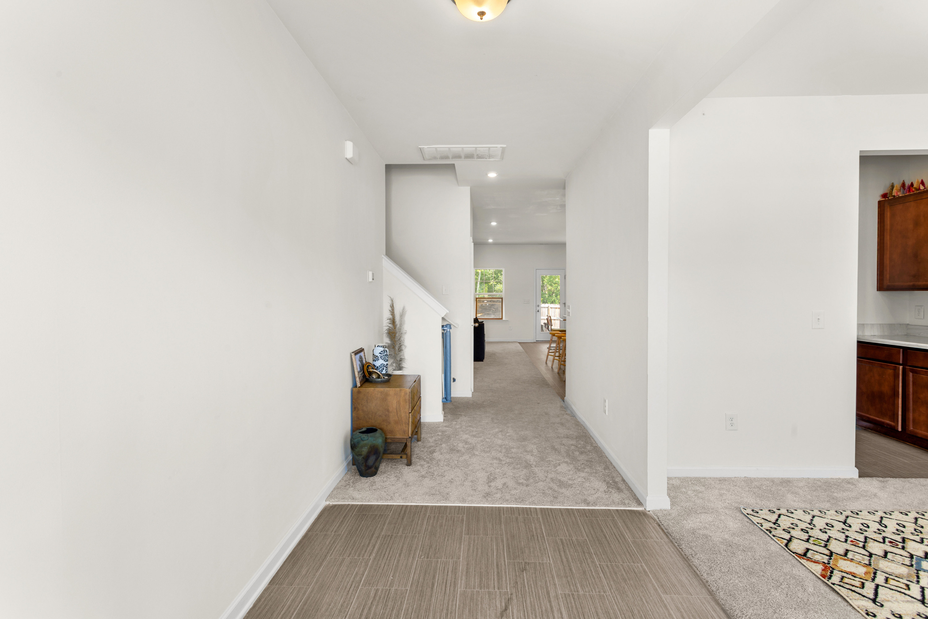 404 Troy Drive Property Photo 3
