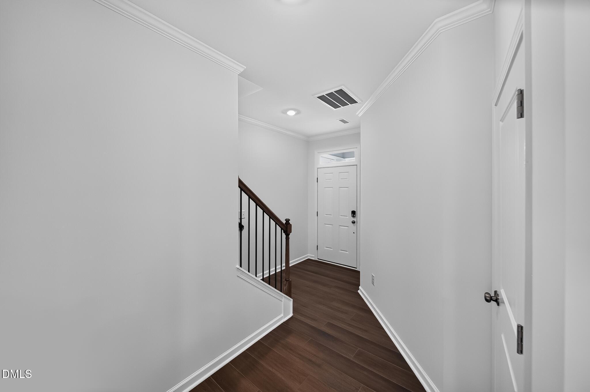 524 Whale Cove Way Property Photo 3