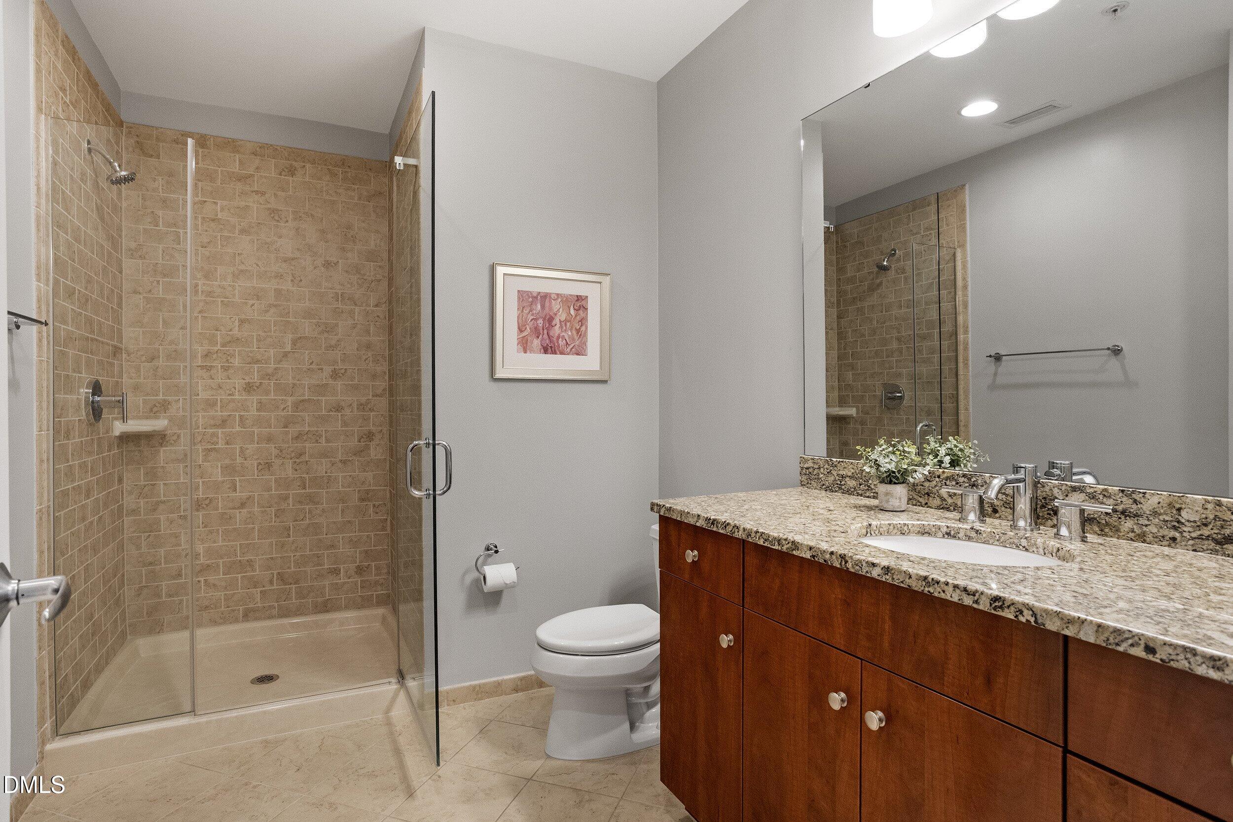 400 W North Street 818 Property Photo 17