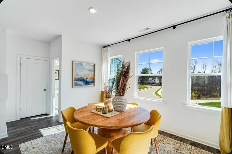 586 Macmillan Way Property Photo 12