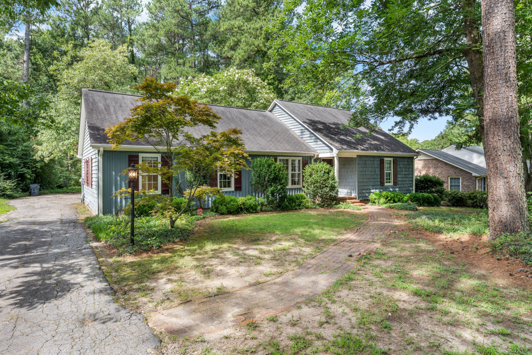 1215 Anne Street Property Photo 1