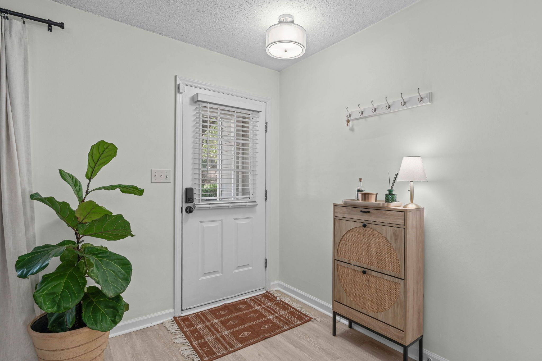 75 Forest Oaks Drive Property Photo 5