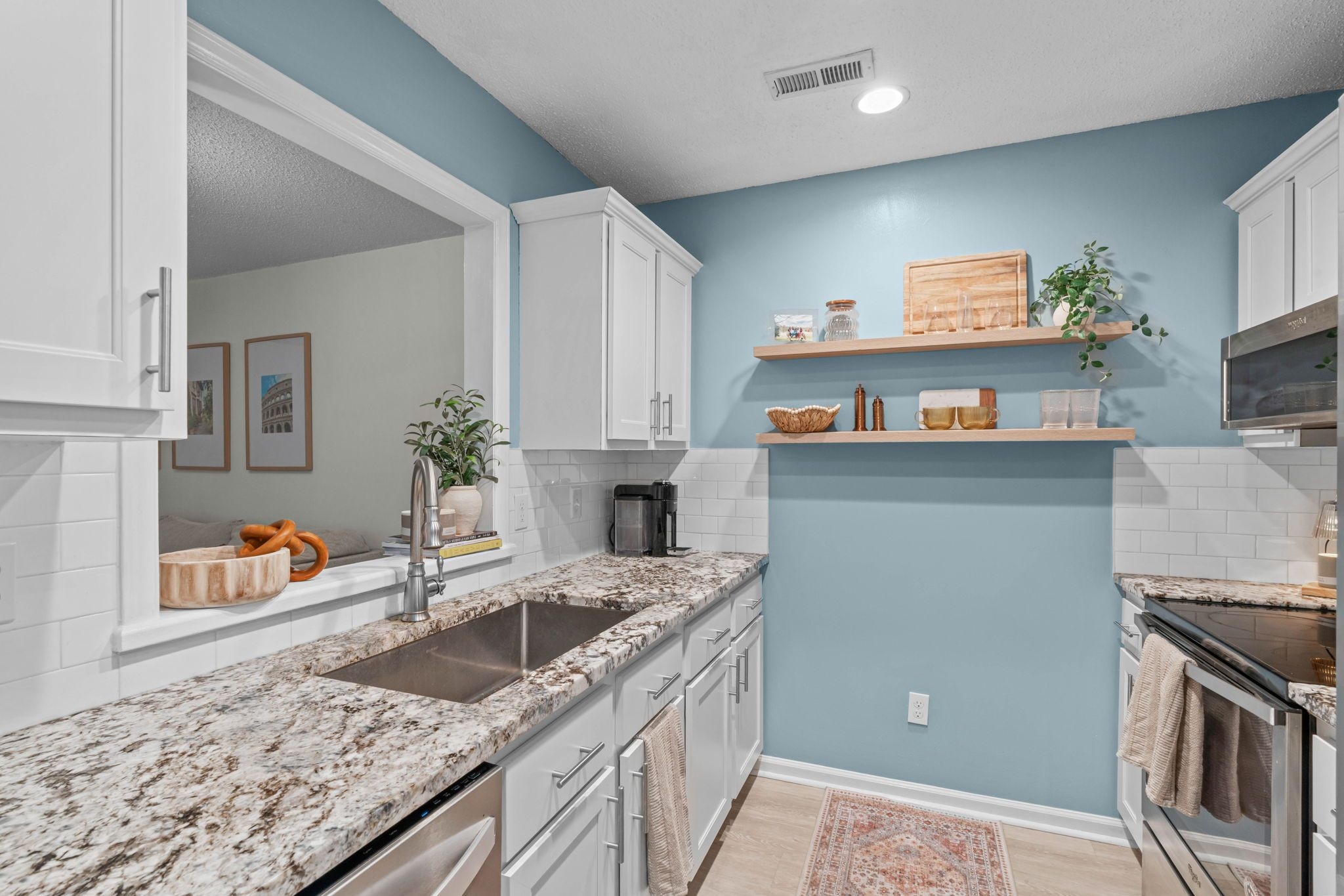 75 Forest Oaks Drive Property Photo 6