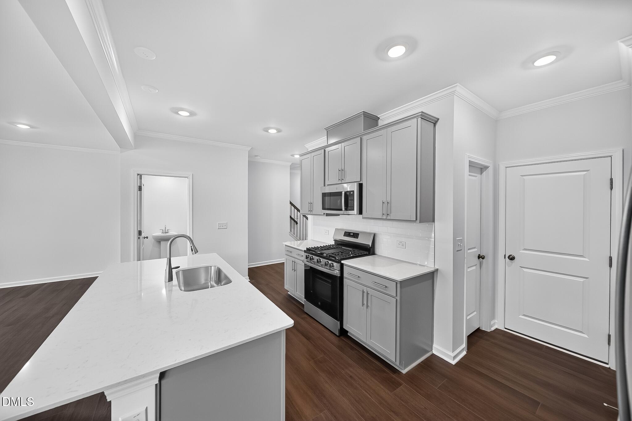 509 Whale Cove Way Property Photo 10