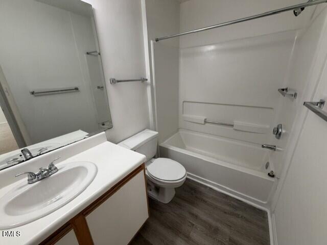 1511 Graduate Lane 101 Property Photo 3