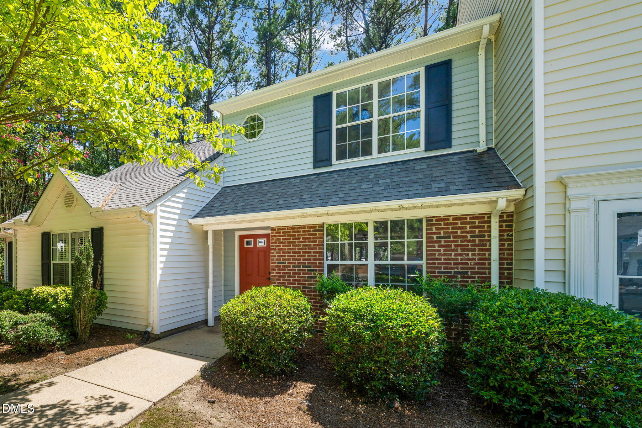 5551 Fieldcross Court Property Photo 1