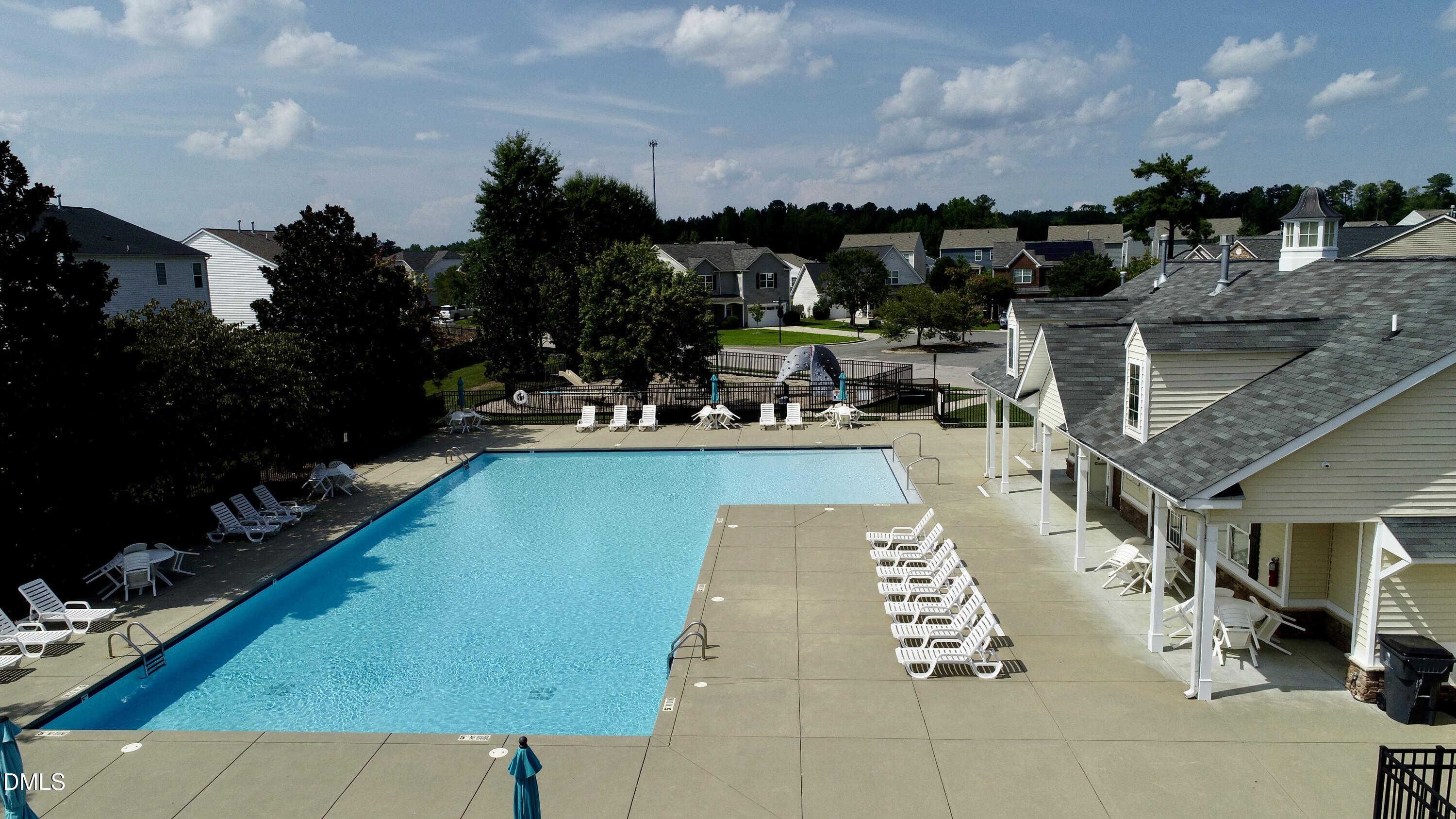 6617 Osprey Landing Drive Property Photo 3