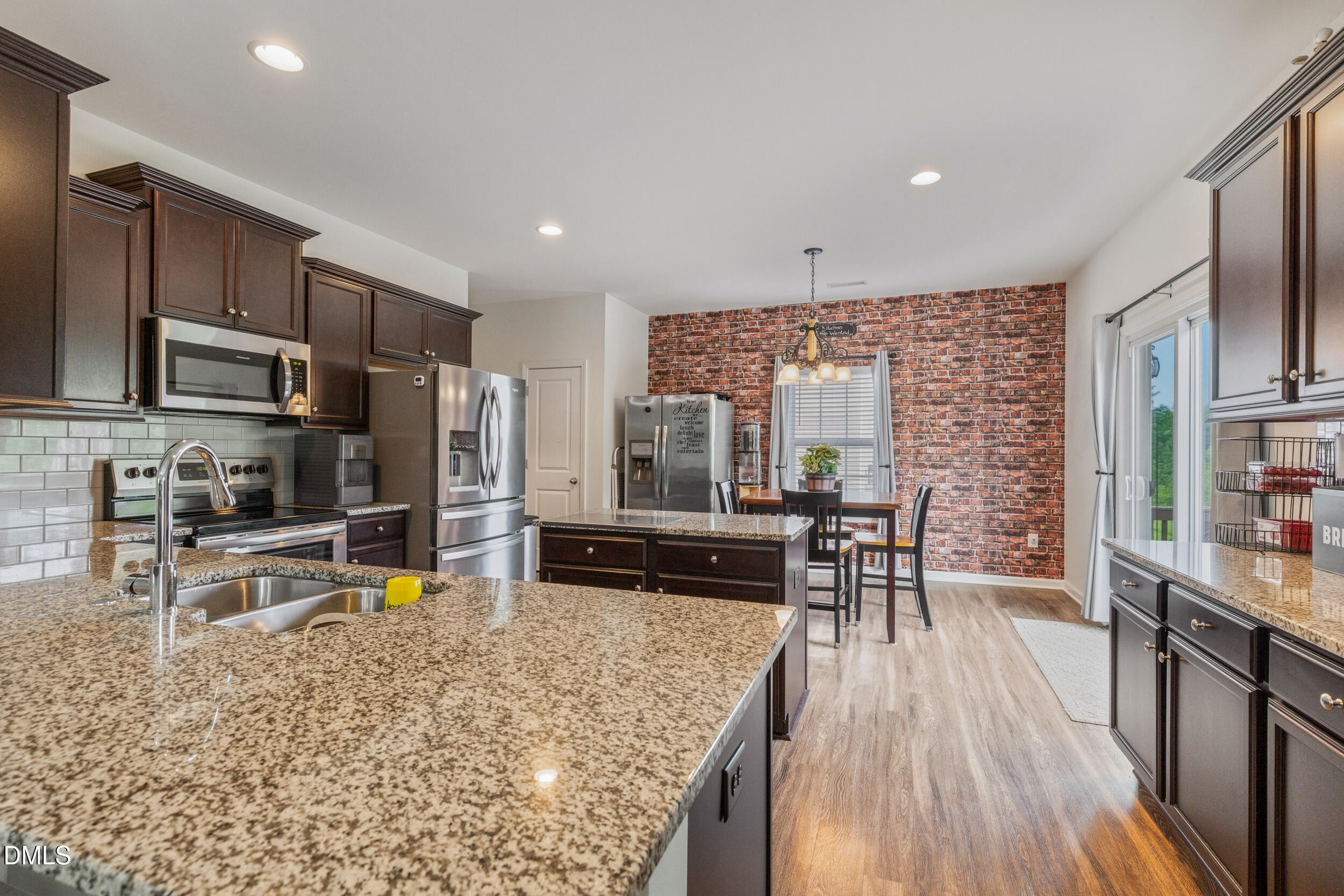 6617 Osprey Landing Drive Property Photo 4