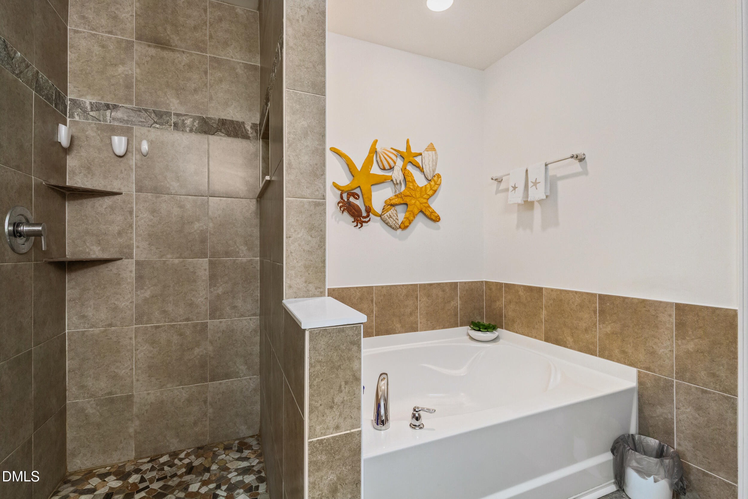 6617 Osprey Landing Drive Property Photo 14