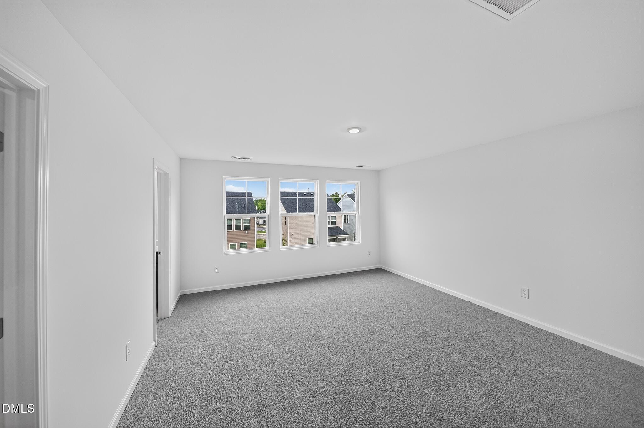 5304 Cayden Cove Drive Property Photo 13