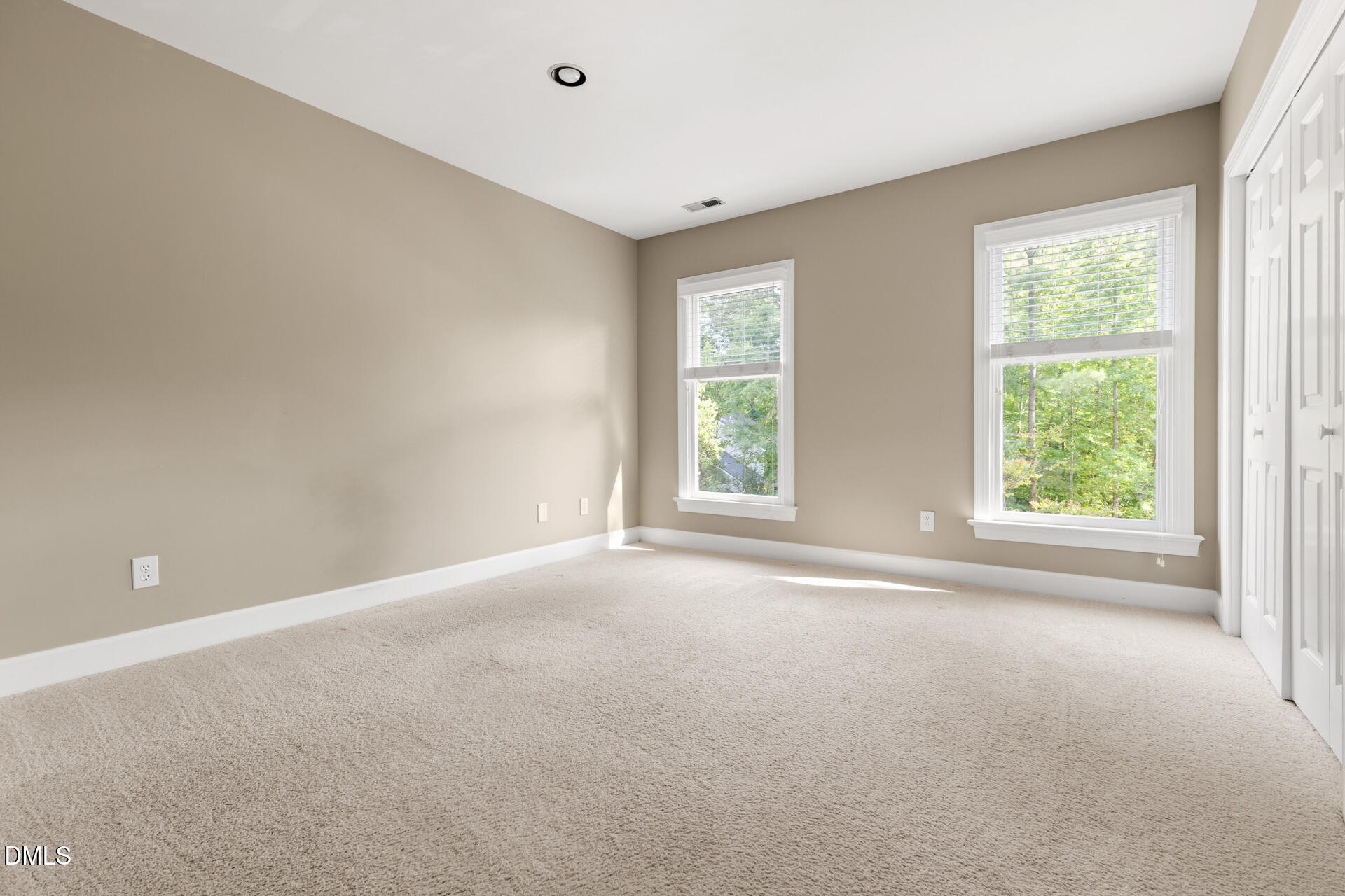 2204 Meade Lane Property Photo 39