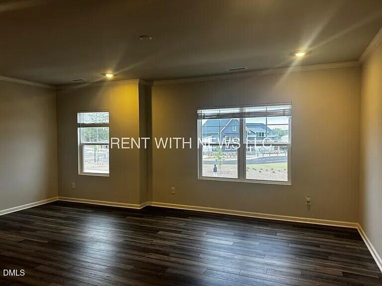 308 Leland Crest Drive Property Photo 4