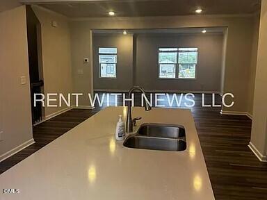 308 Leland Crest Drive Property Photo 5