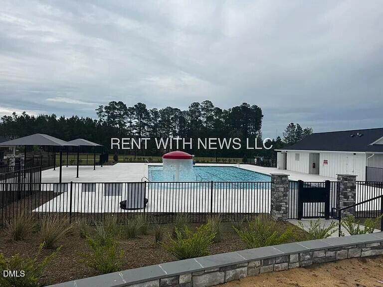 308 Leland Crest Drive Property Photo 22