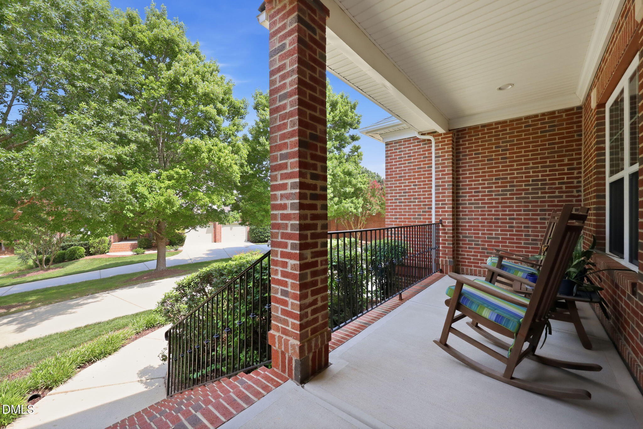 1201 Shining Water Lane Property Photo 4