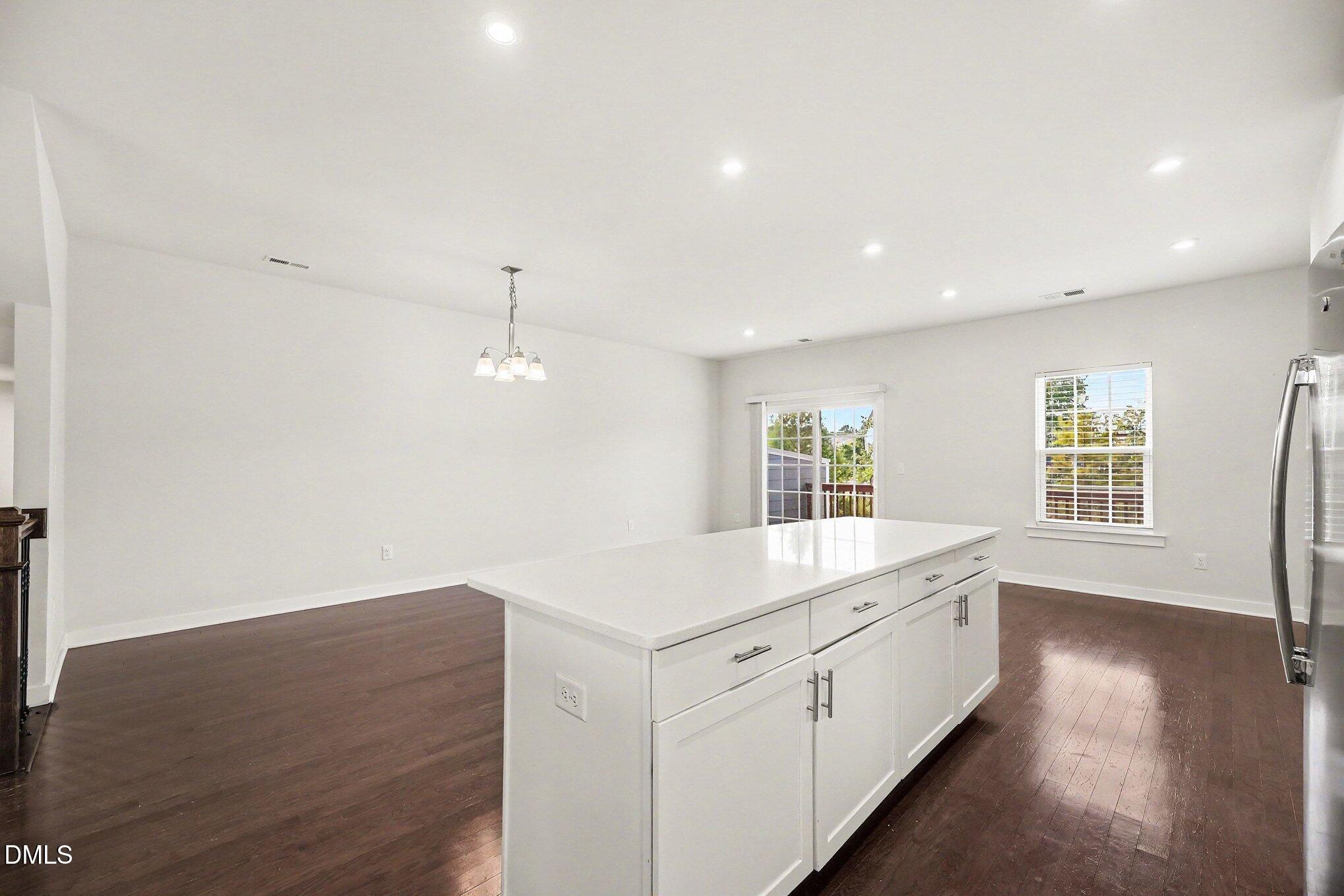 1109 Tender Drive Property Photo 6