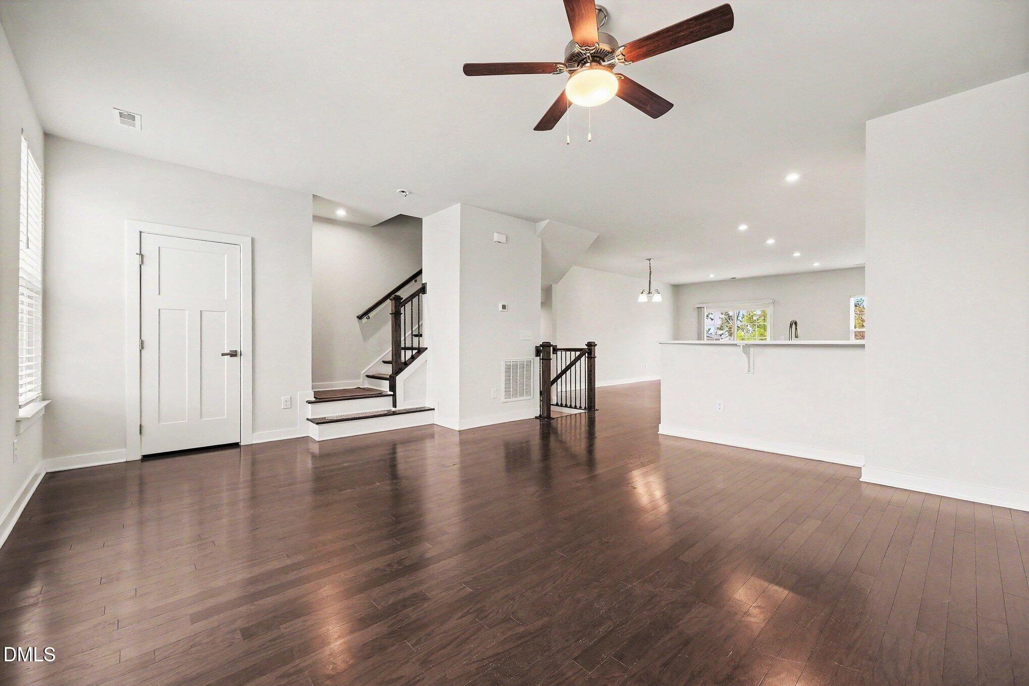 1109 Tender Drive Property Photo 8
