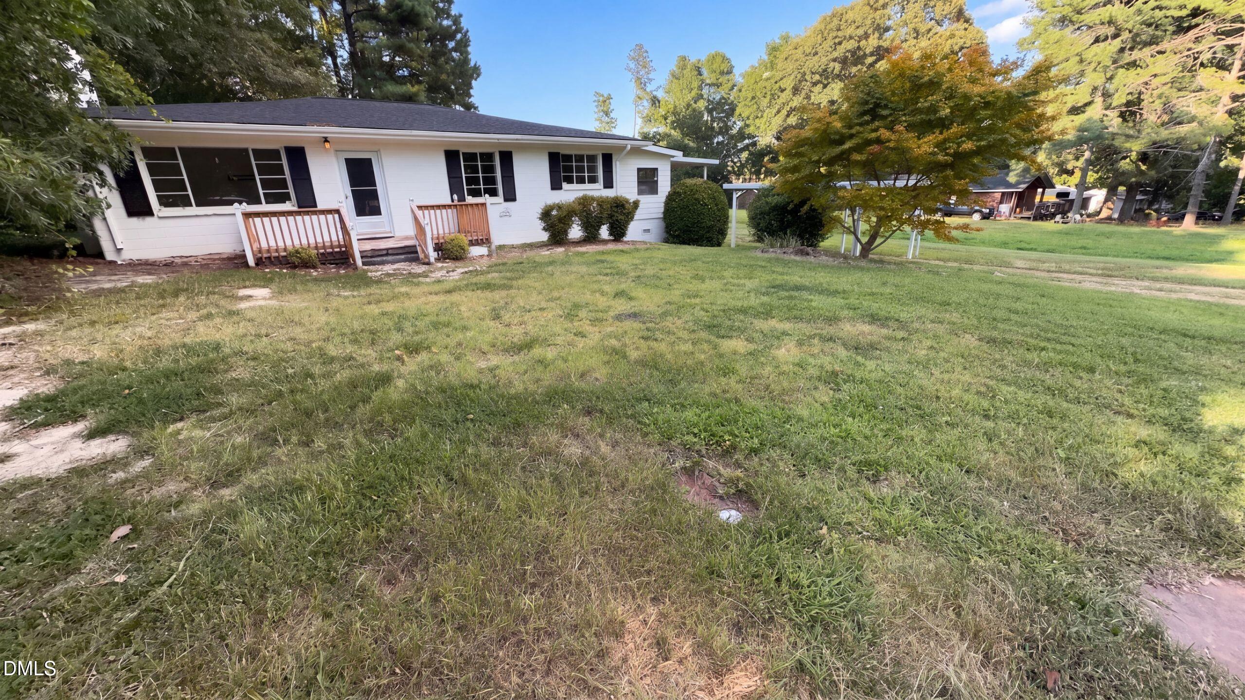 220 Poplar Street Property Photo 23
