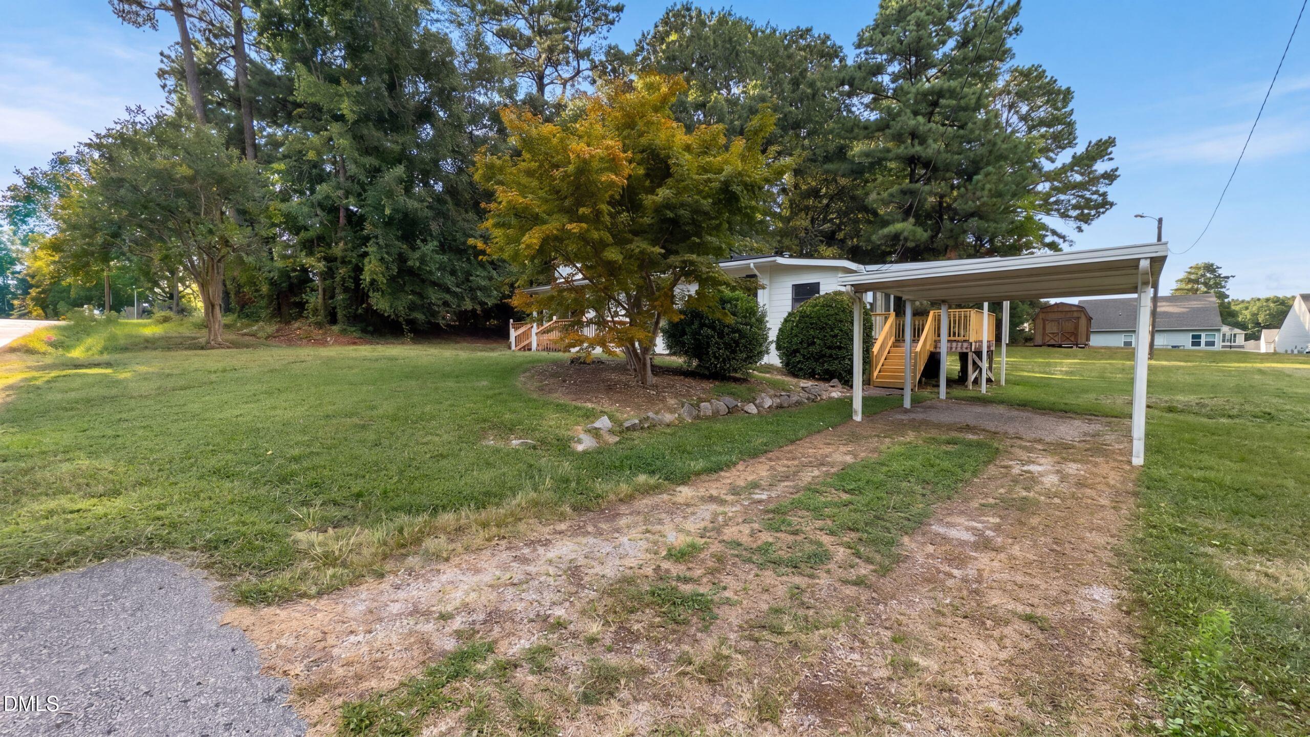 220 Poplar Street Property Photo 26