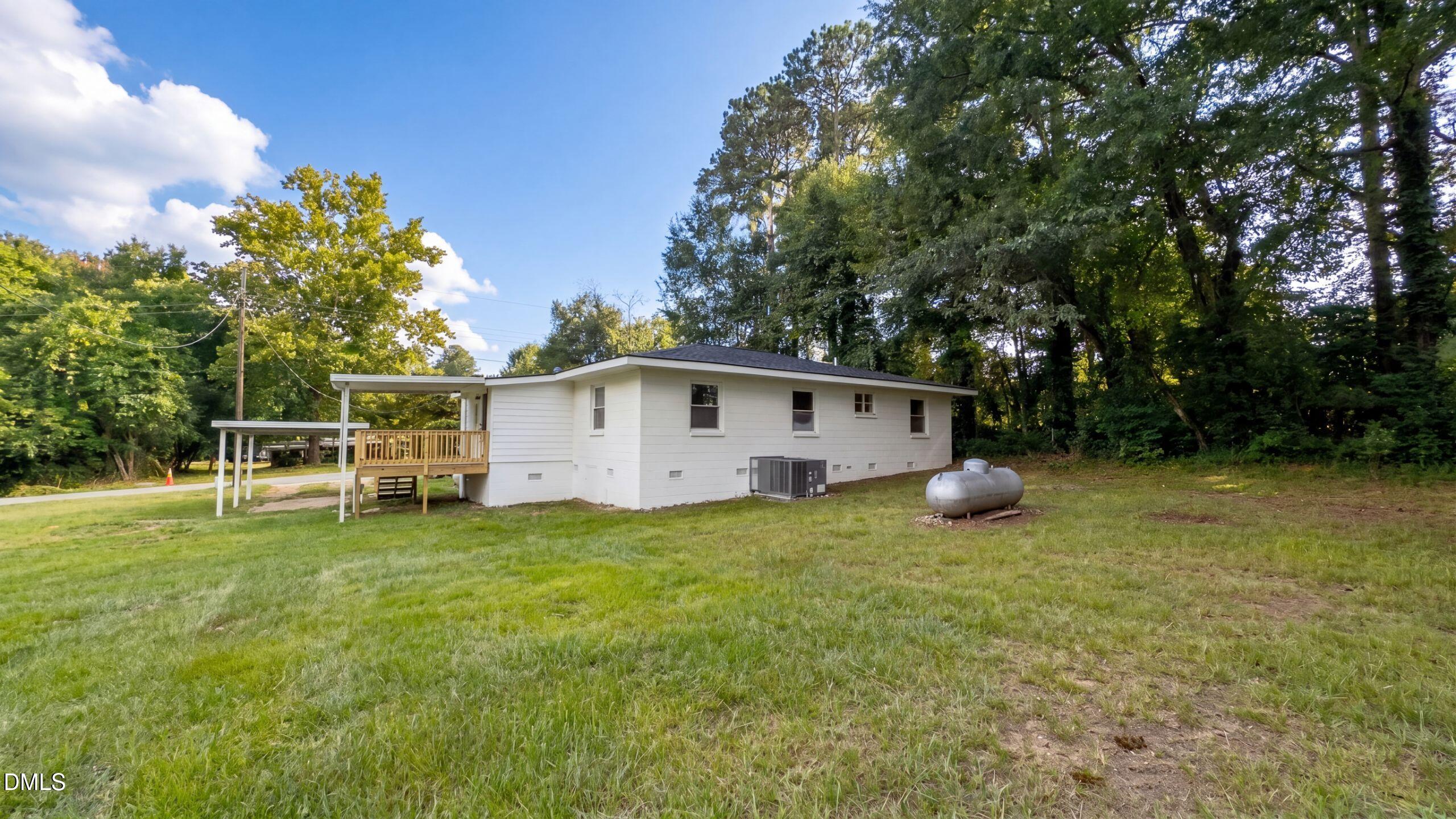 220 Poplar Street Property Photo 28