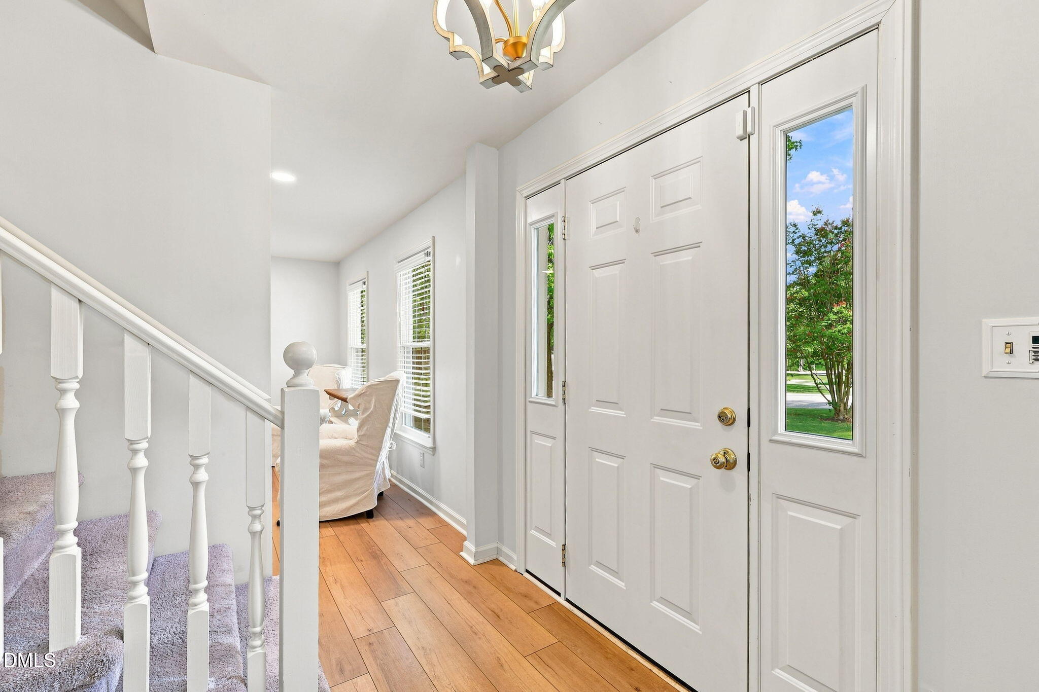 400 Thorndale Drive Property Photo 12
