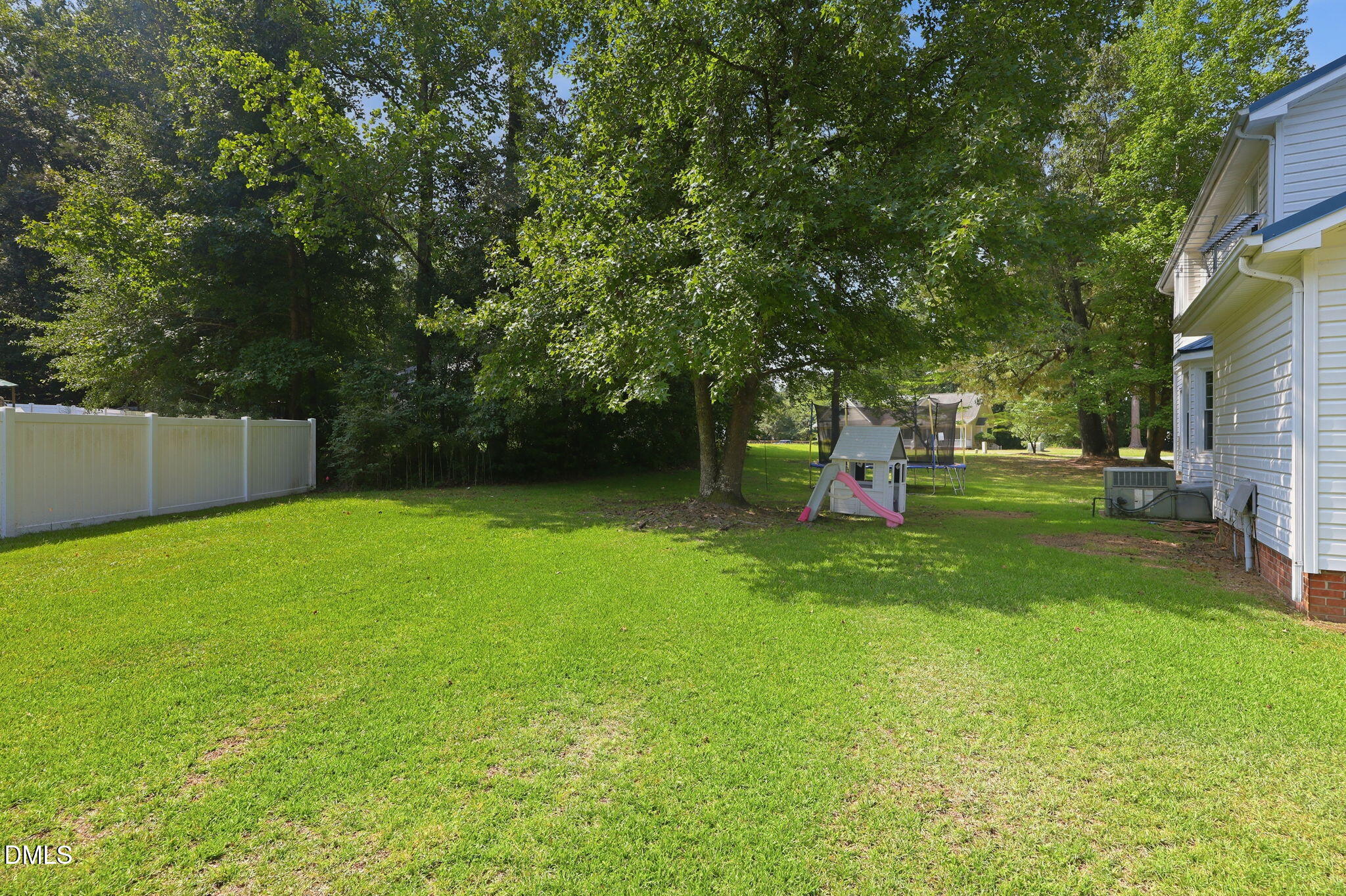 400 Thorndale Drive Property Photo 35