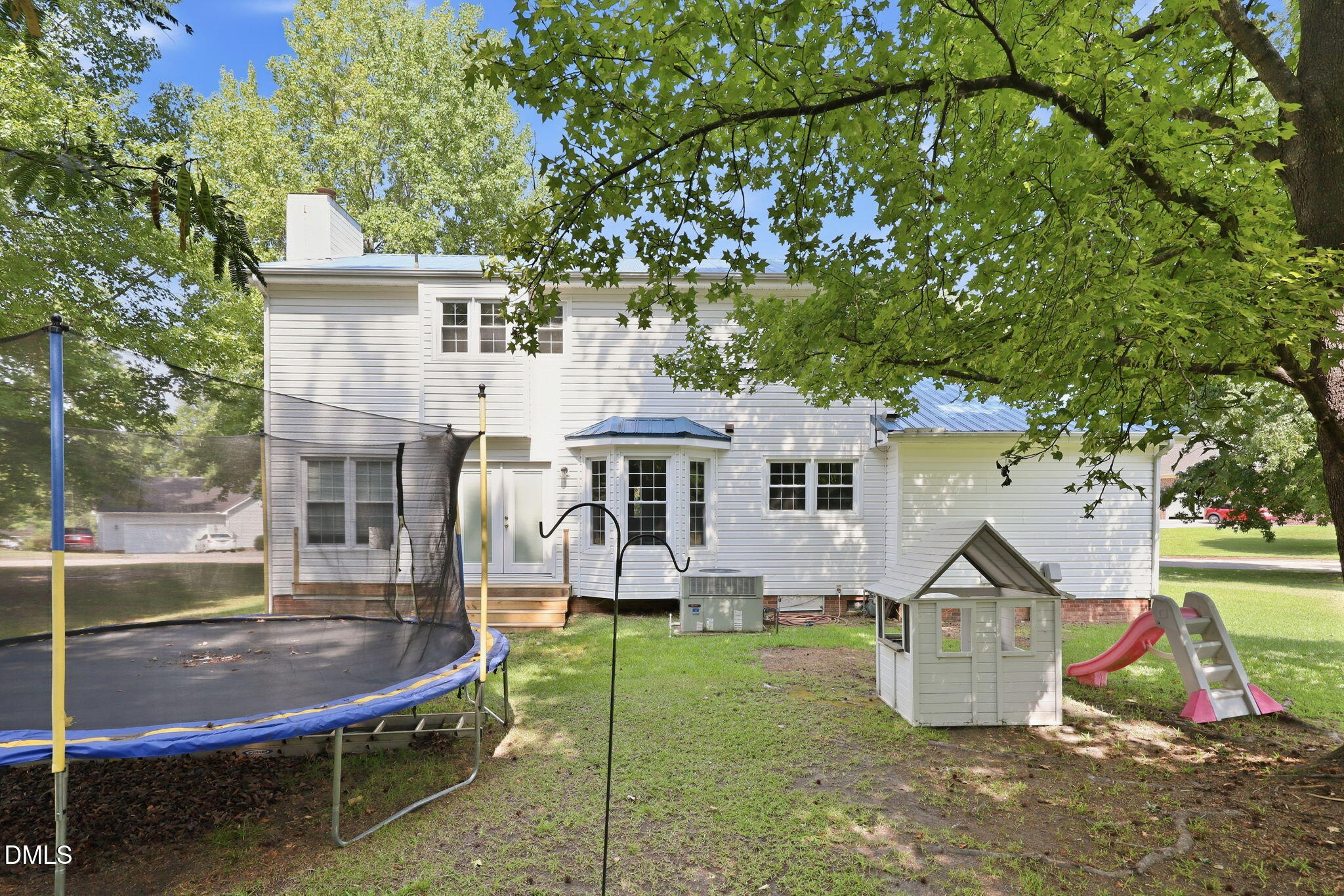 400 Thorndale Drive Property Photo 37