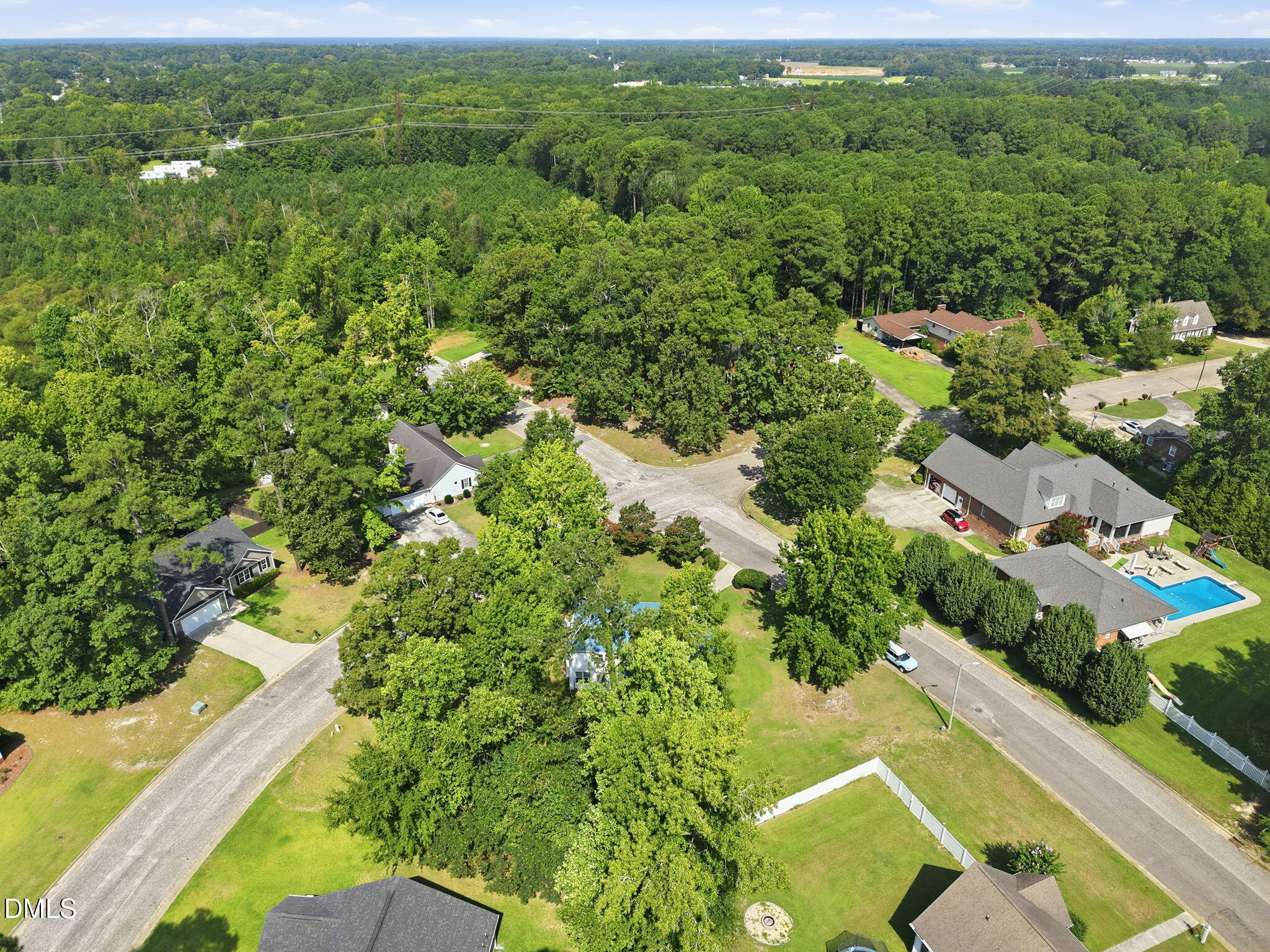 400 Thorndale Drive Property Photo 49