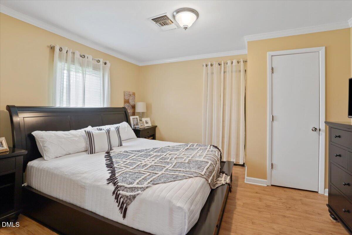 2205 Thompson Road Property Photo 20