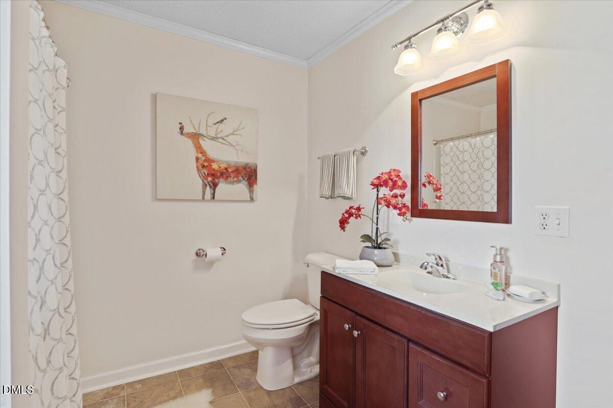 2205 Thompson Road Property Photo 24