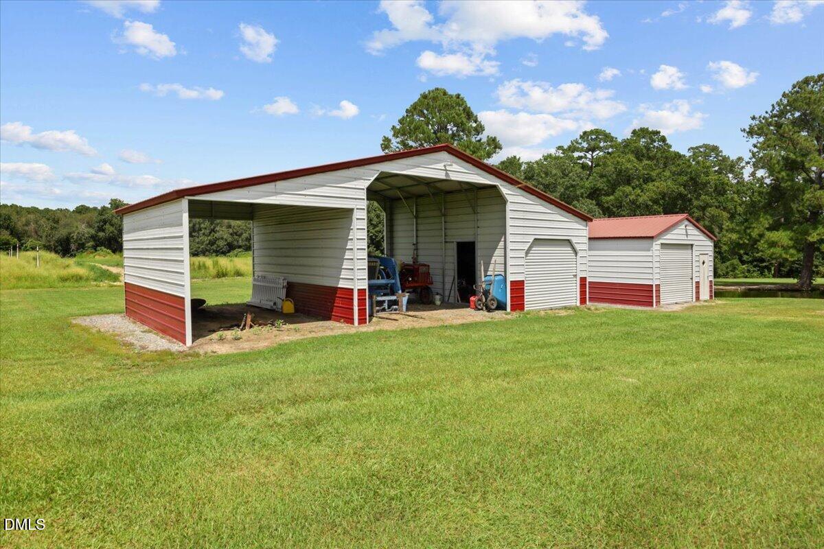 2205 Thompson Road Property Photo 34