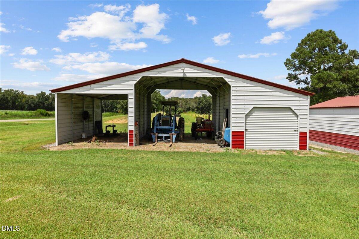 2205 Thompson Road Property Photo 35