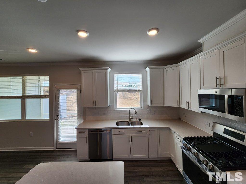 5018 Tura Street Property Photo 9
