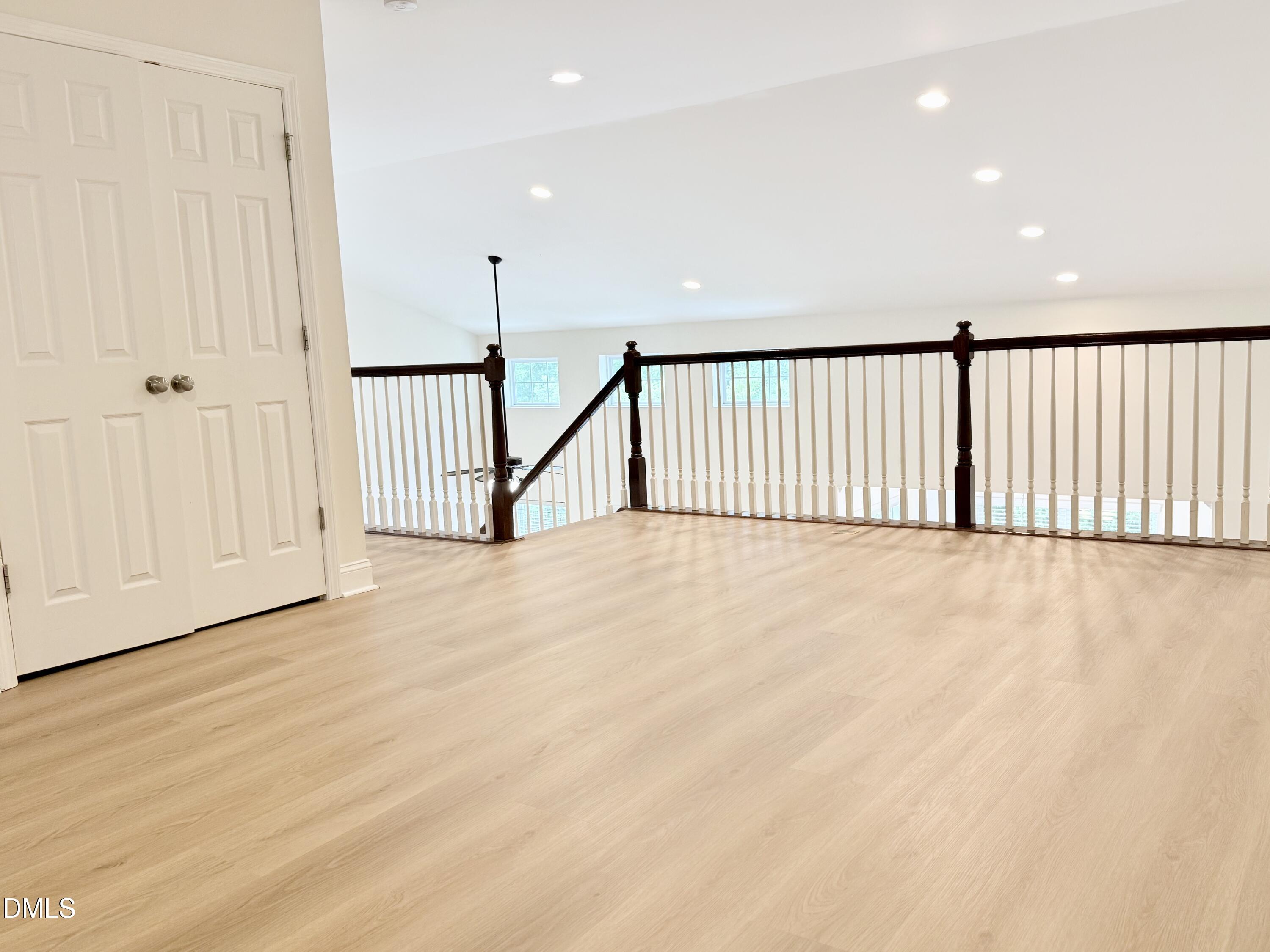 142 Skyros Loop Property Photo 11