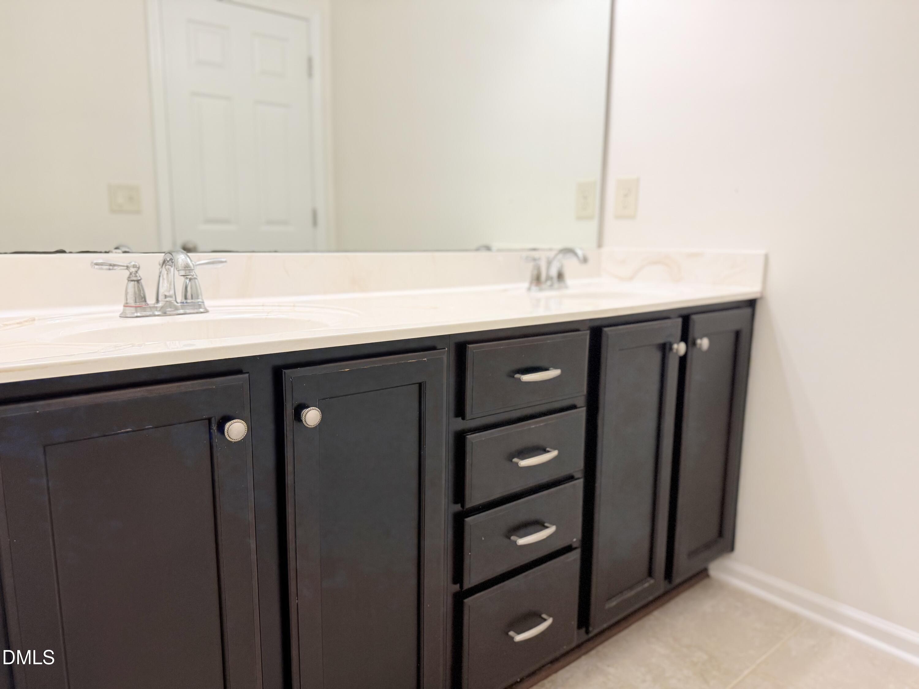 142 Skyros Loop Property Photo 18