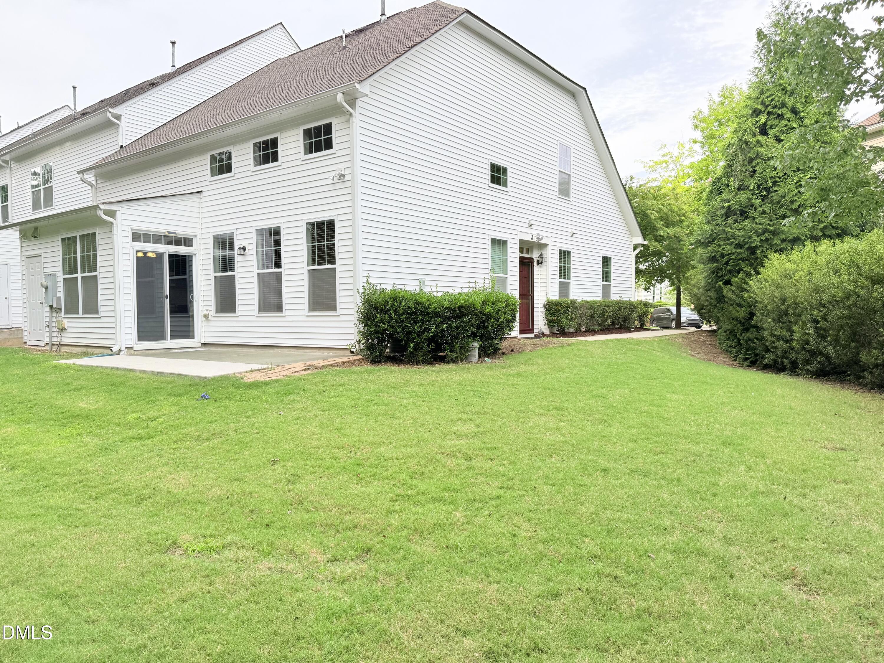 142 Skyros Loop Property Photo 28