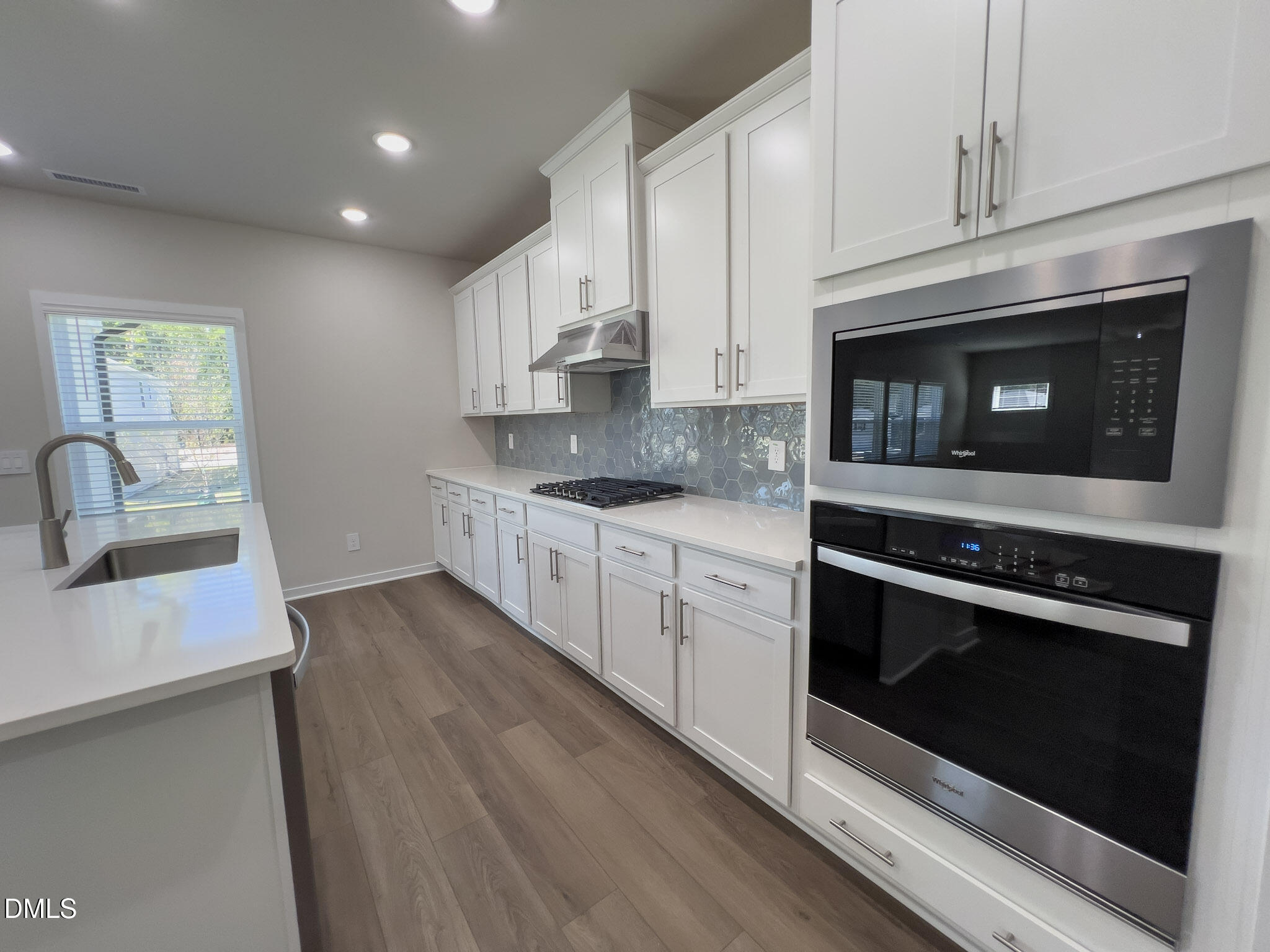 2101 Topsail Road Property Photo 5