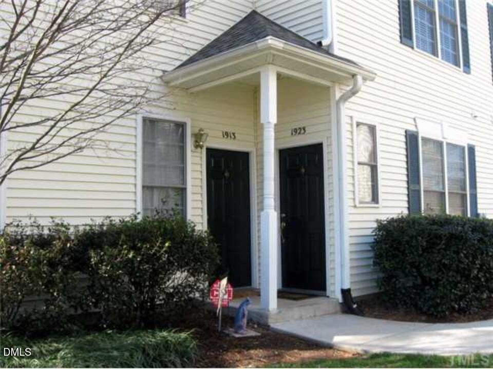 1923 Kudrow Lane 1923 Property Photo 2