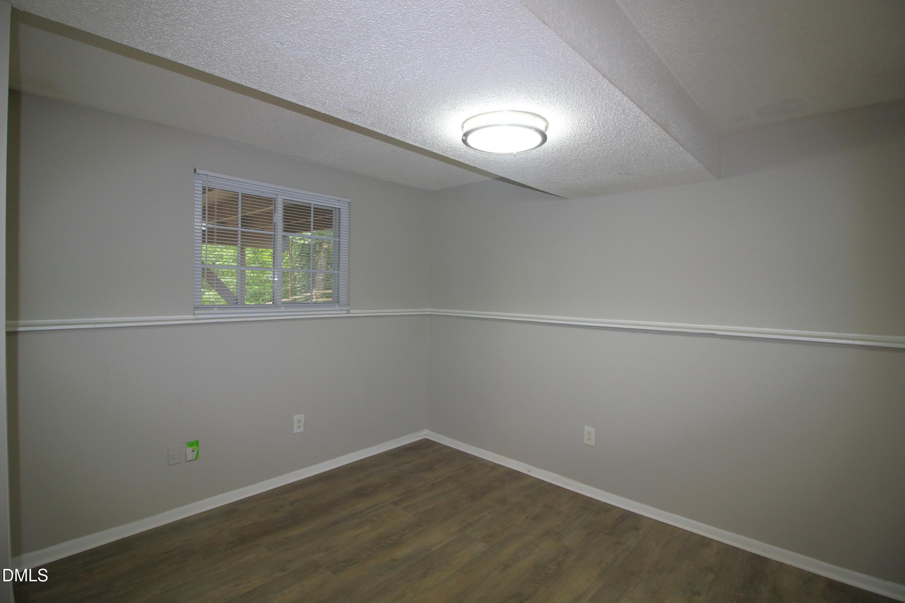 408 Drolmond Drive Property Photo 5